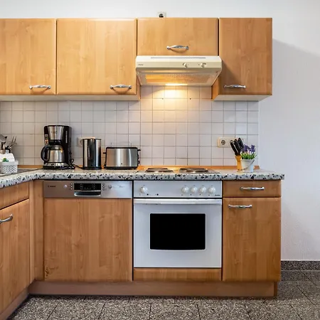 Apartment Haus Huegel - 3 *